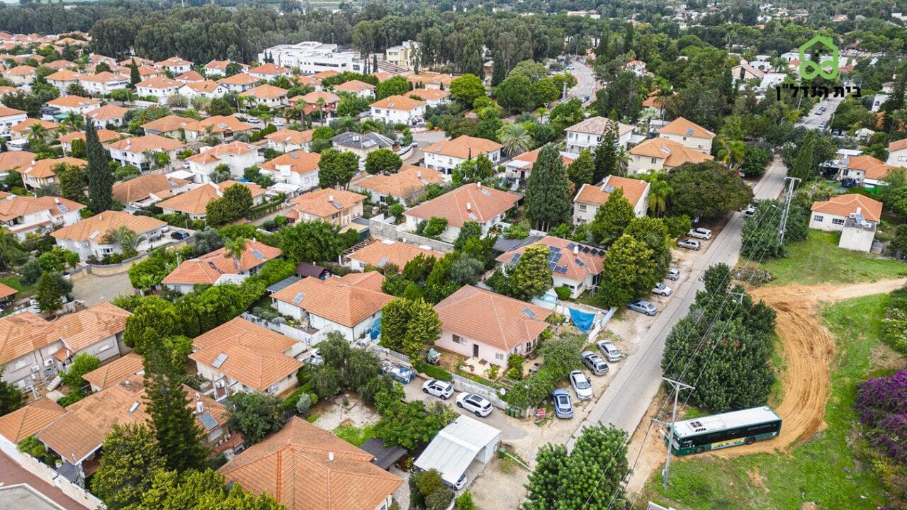 ההיסטוריה של פרדס חנה כרכור