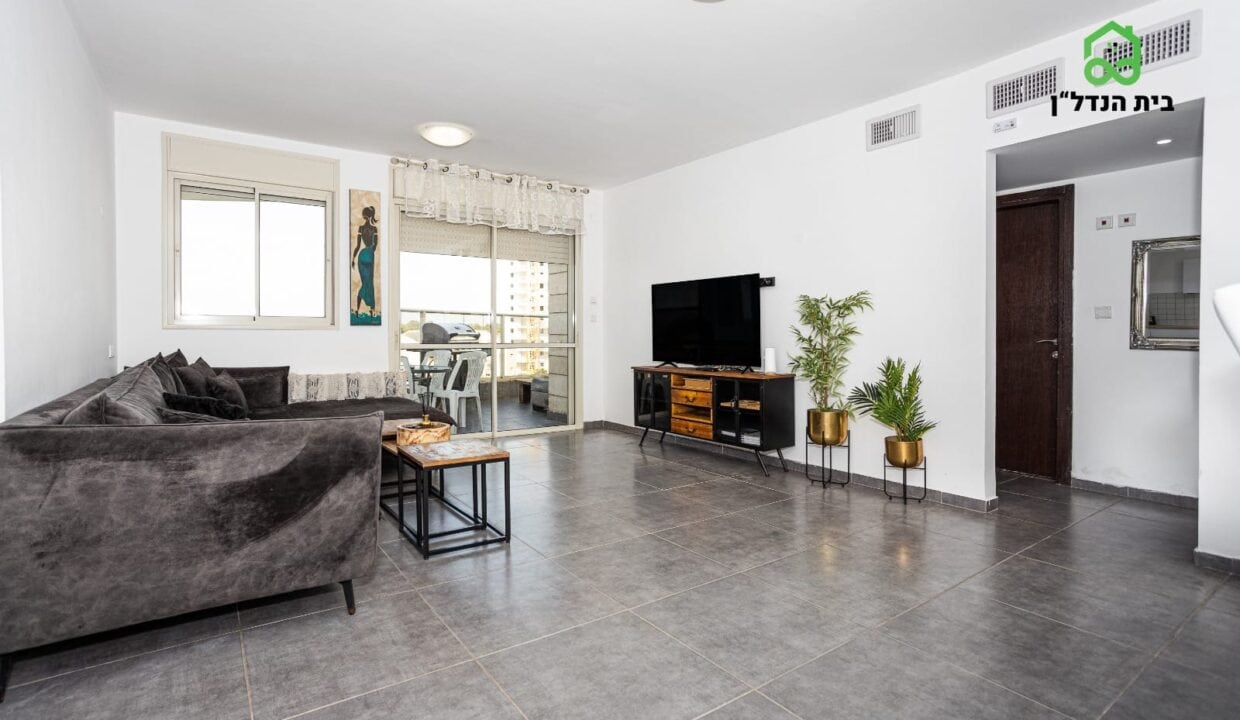 דירה למכירה בפרדס חנה-כרכור: דירת 4 חדרים מעולה בשכונת נווה פרדסים