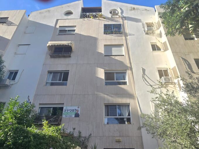 בחריש דירת 3 חדרים בשכונת פרדס חנה