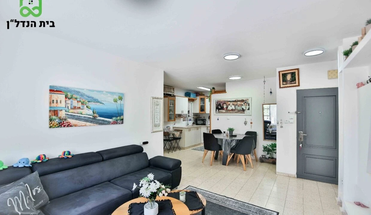 דירה למכירה בפרדס חנה-כרכור: דירת 4 חדרים בבניין בוטיק