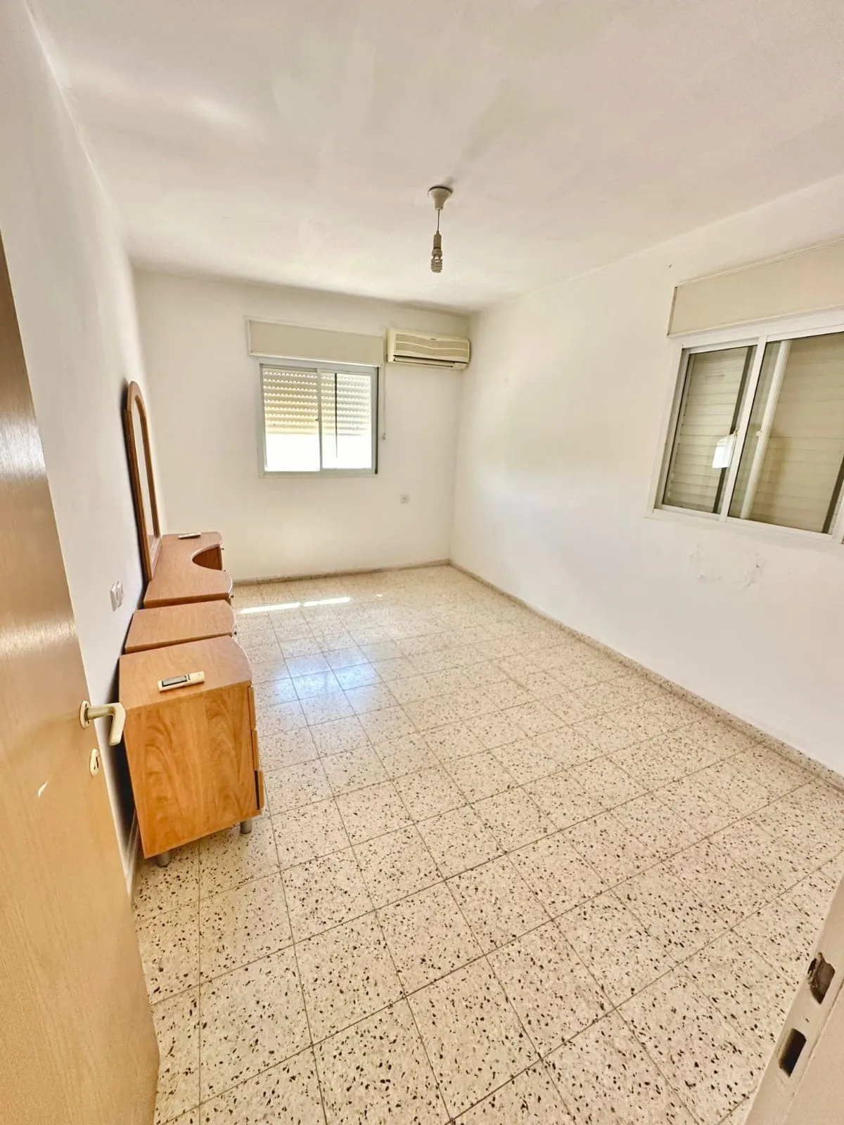 דירה למכירה בפרדס חנה-כרכור: 3 חדרים מעולה בשכונת נווה פרדסים