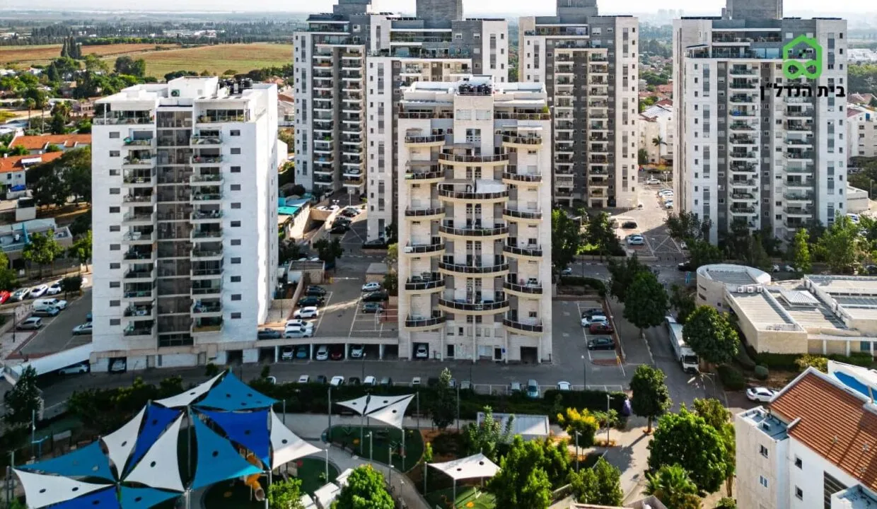 דירה למכירה בפרדס חנה-כרכור: דירת 4 חדרים מעולה בשכונת נווה פרדסים