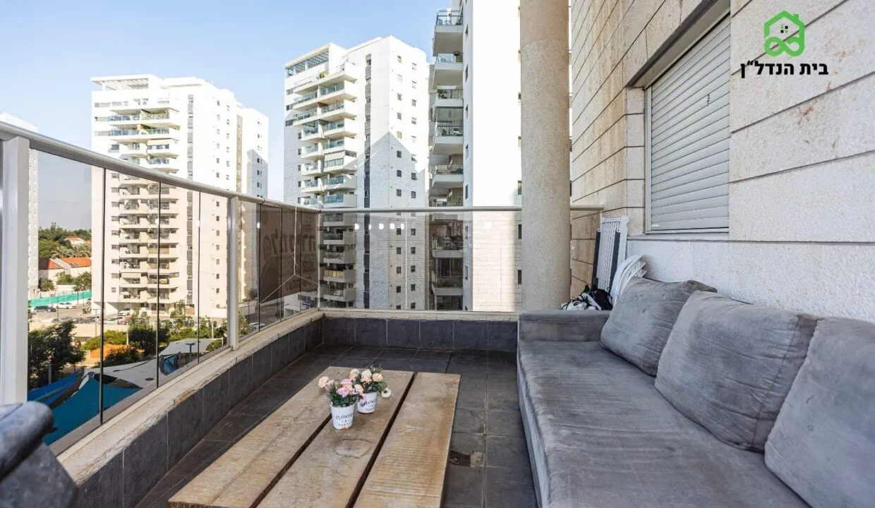 דירה למכירה בפרדס חנה-כרכור: דירת 4 חדרים מעולה בשכונת נווה פרדסים