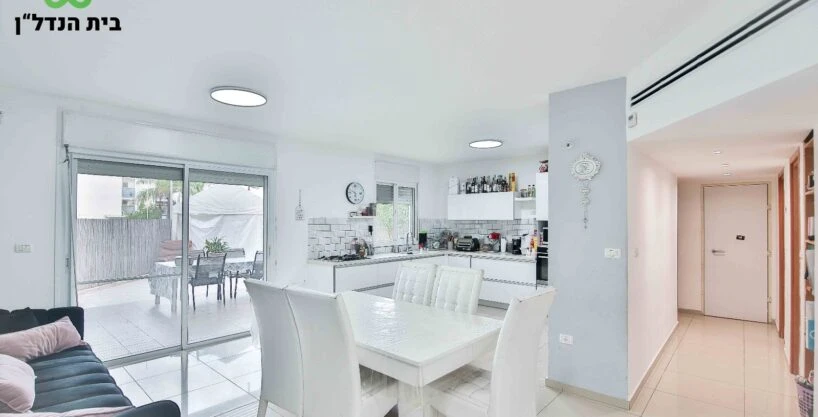 דירת גן למכירה בפרדס חנה: 5 חדרים