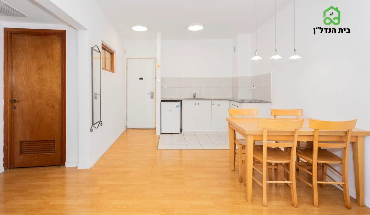 דירה למכירה בקיסריה: דירת 3 חדרים יוקרתית בנאות גולף קיסריה!