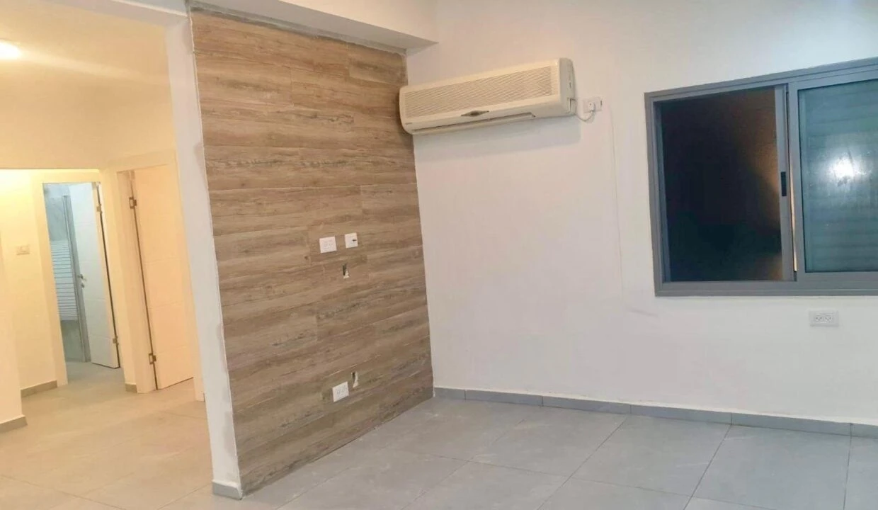 בית סבתא נדיר למכירה בפרדס חנה-כרכור: משופץ ברחוב הגאון