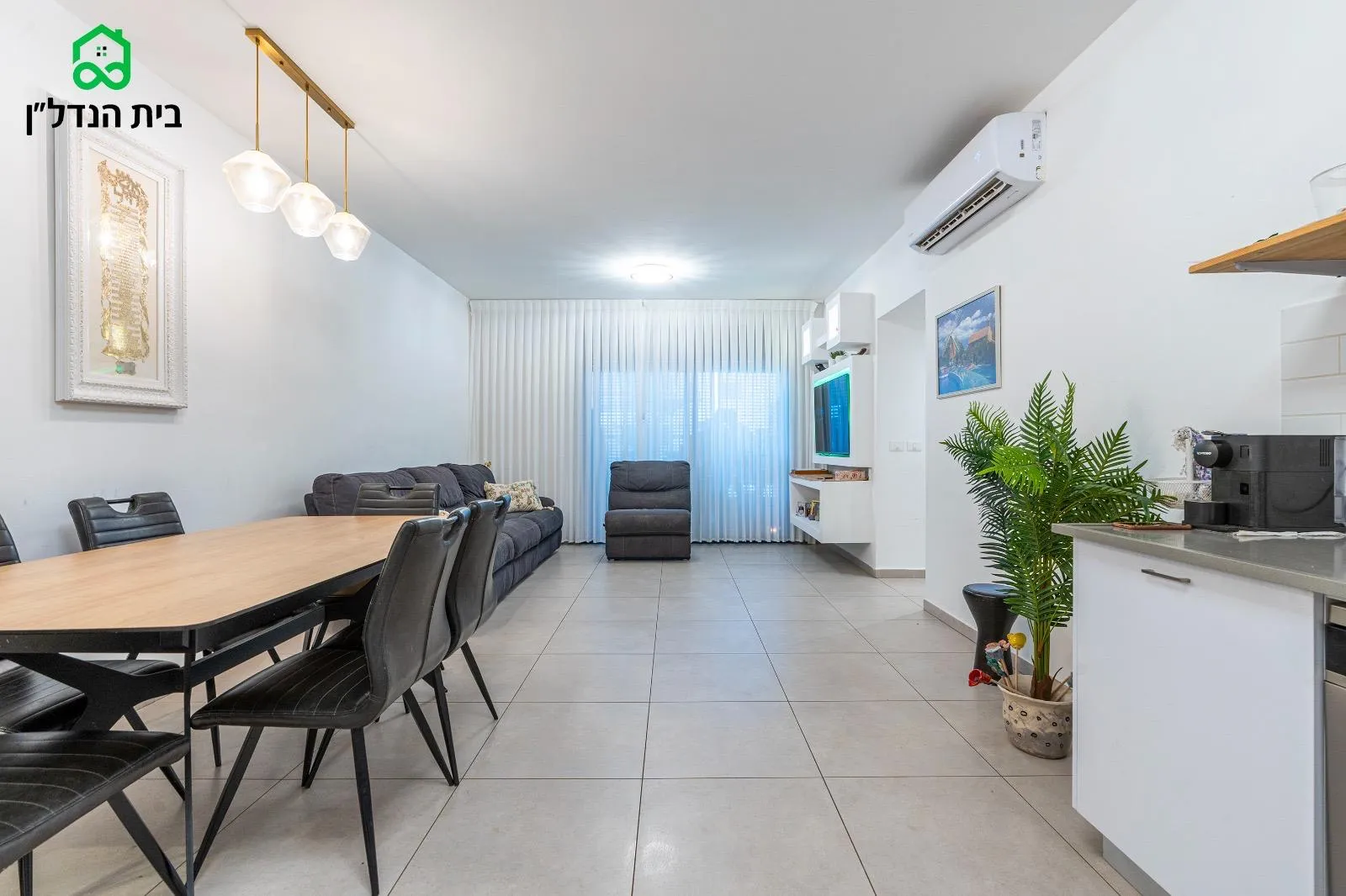 דירה למכירה בפרדס חנה-כרכור: 5 חדרים בשכונת עומרים החדשה