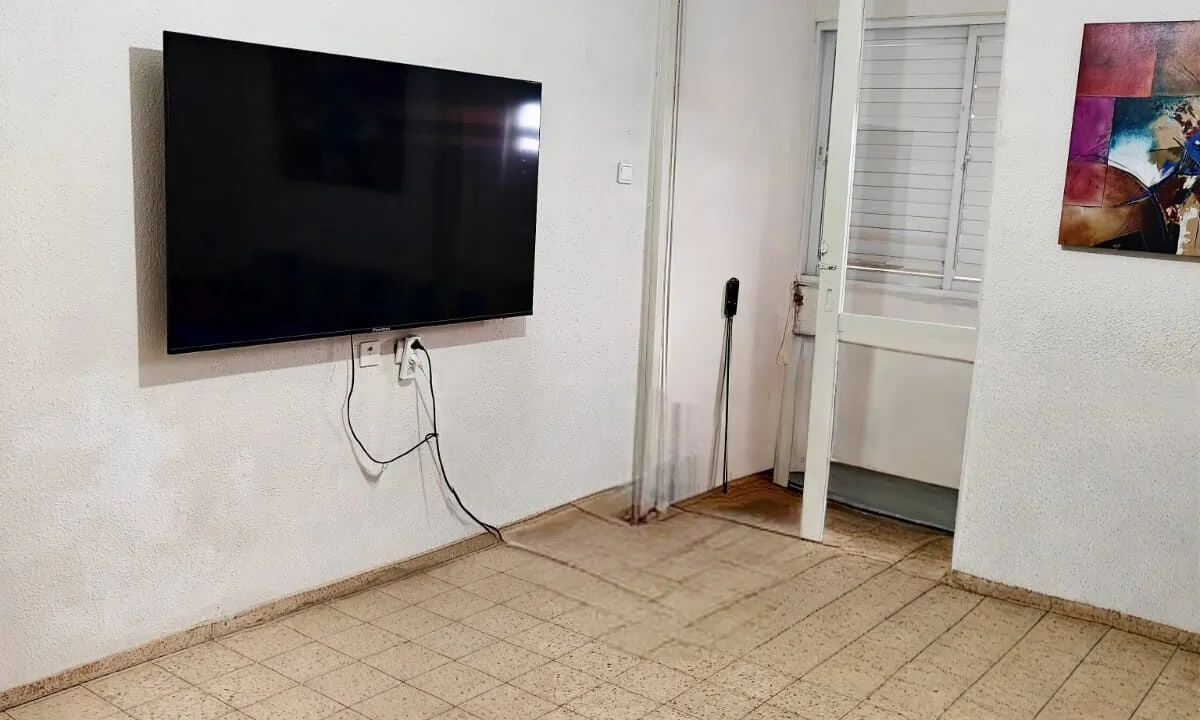 נמכר! - דירה בבנימינה: 3 חדרים, פינוי בינוי בגבעת חן