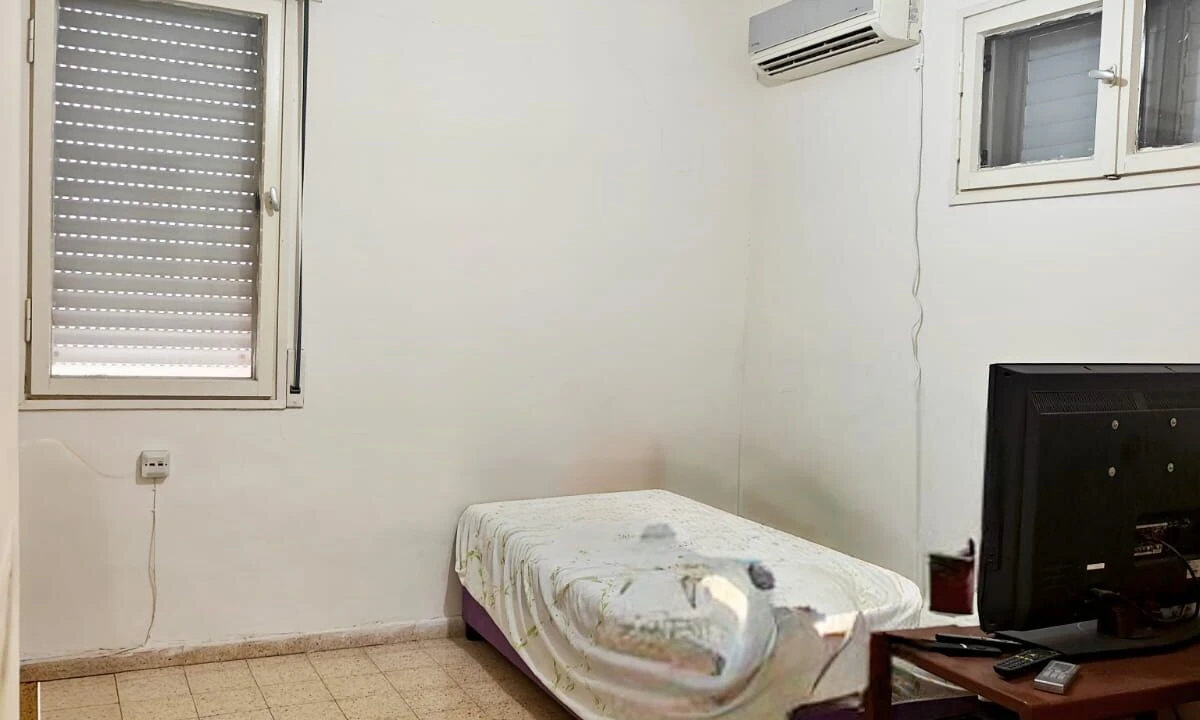 WhatsApp Image 2025-04-24 at 11.37.40 (1)