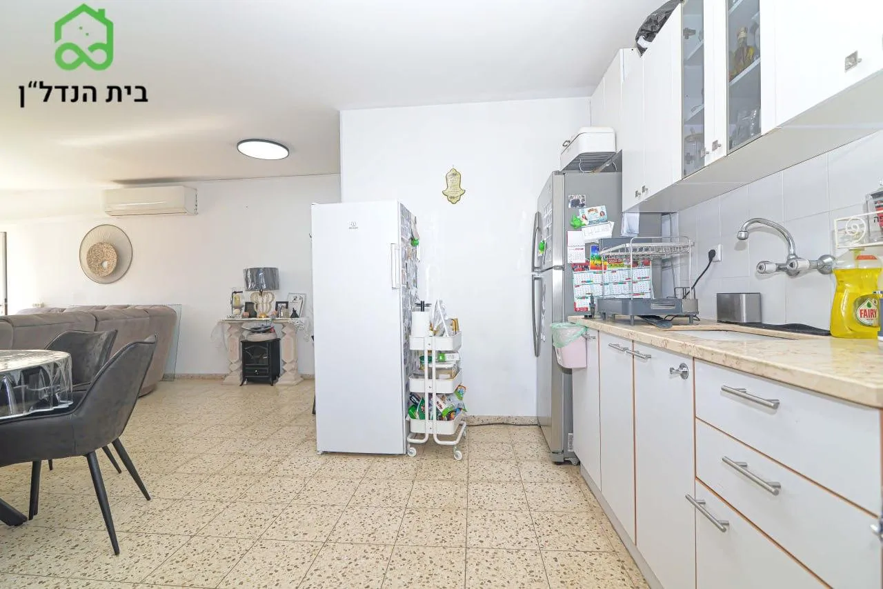 בחריש דירת 3 חדרים בשכונת פרדס חנה
