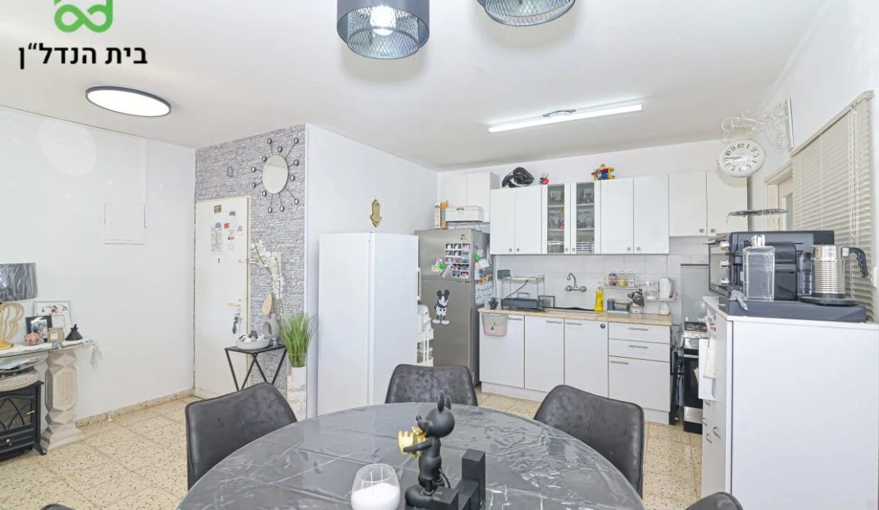 WhatsApp Image 2025-10-20 at 14.47.10 (2)