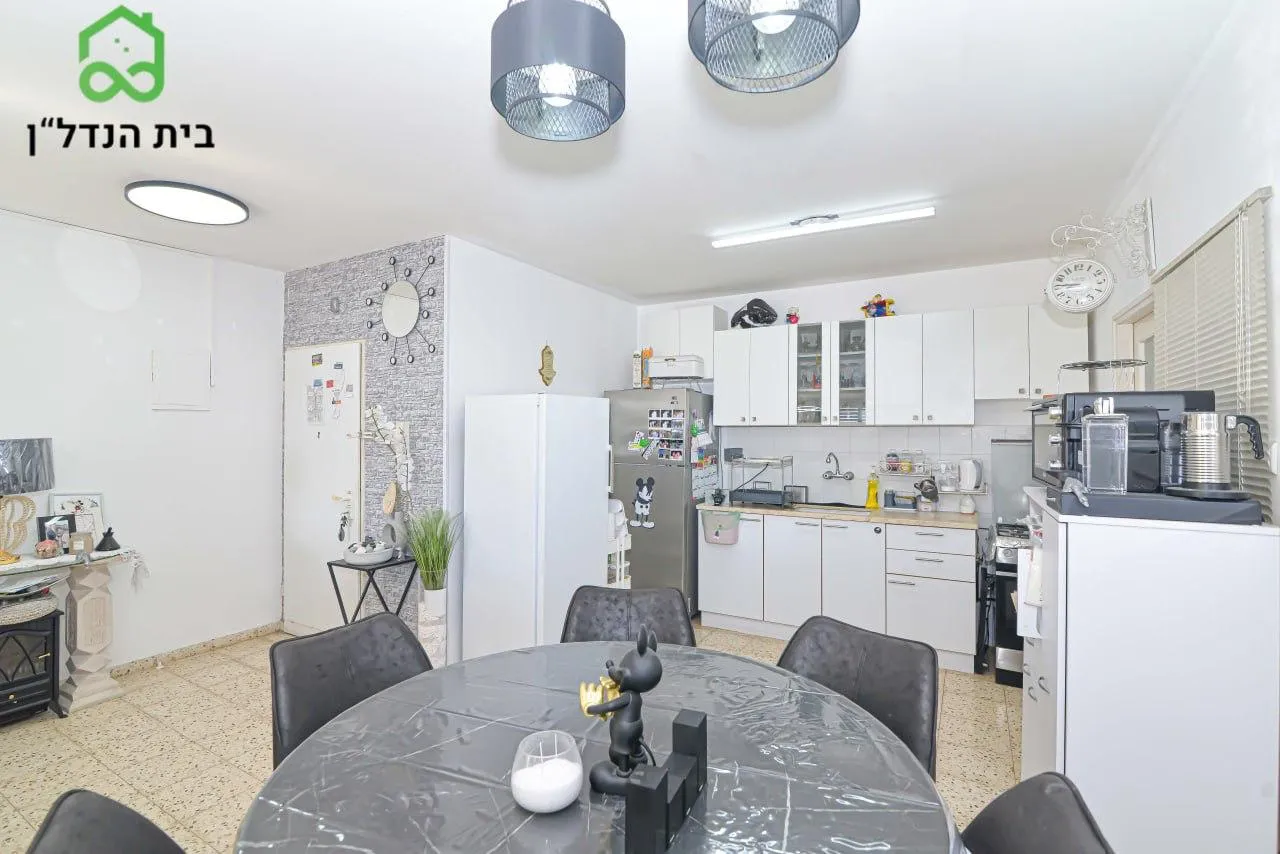 בחריש דירת 3 חדרים בשכונת פרדס חנה