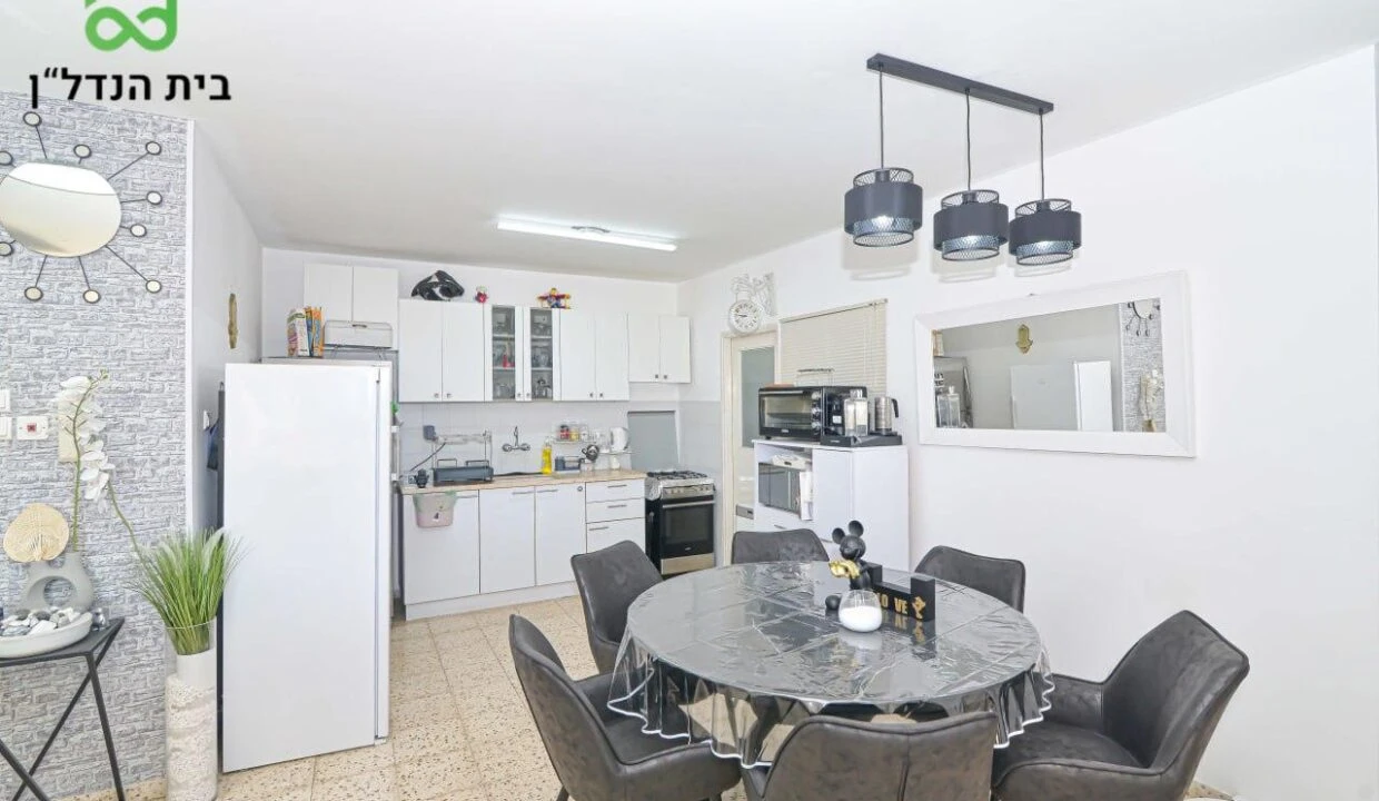 WhatsApp Image 2025-10-20 at 14.47.10 (4)