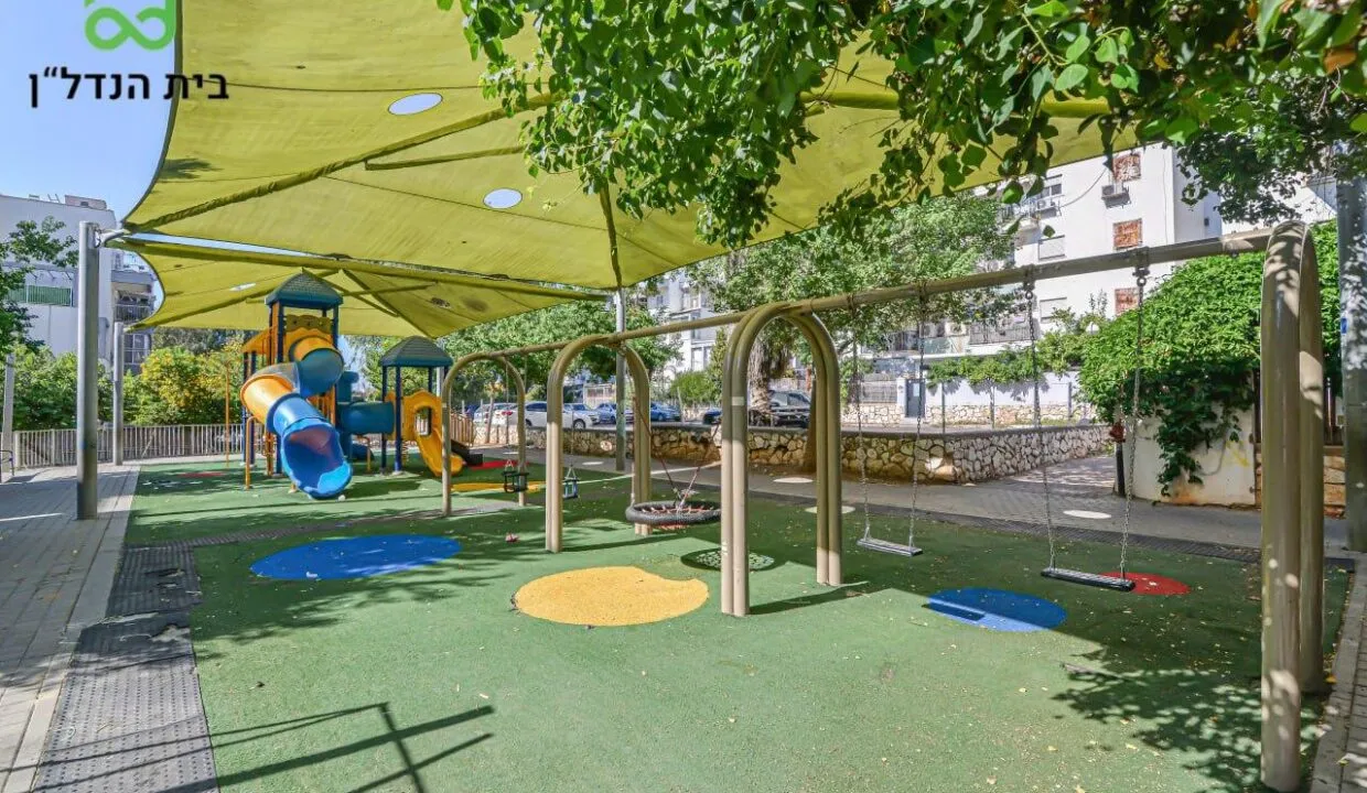 WhatsApp Image 2025-10-20 at 14.47.12 (1)