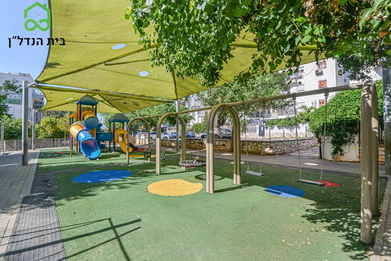 בחריש דירת 3 חדרים בשכונת פרדס חנה