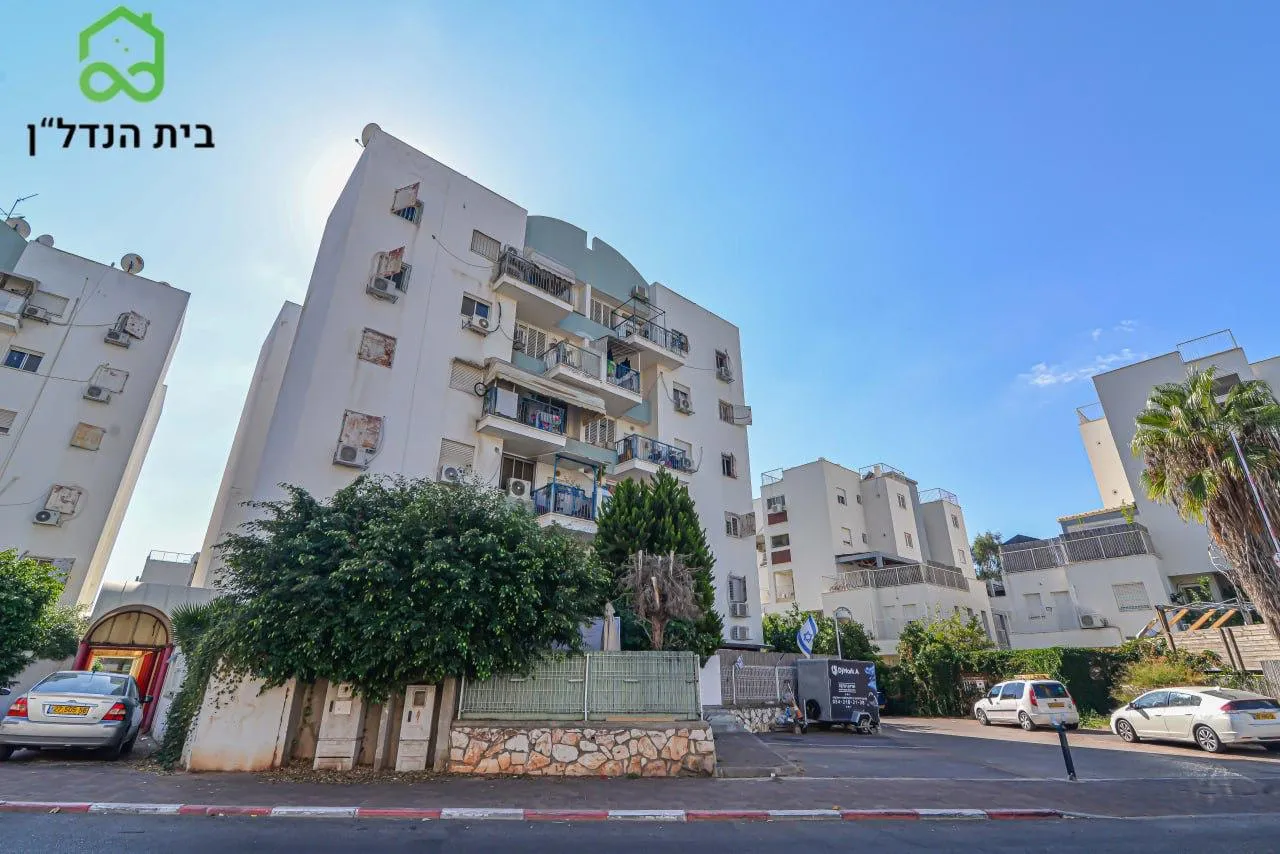 בחריש דירת 3 חדרים בשכונת פרדס חנה