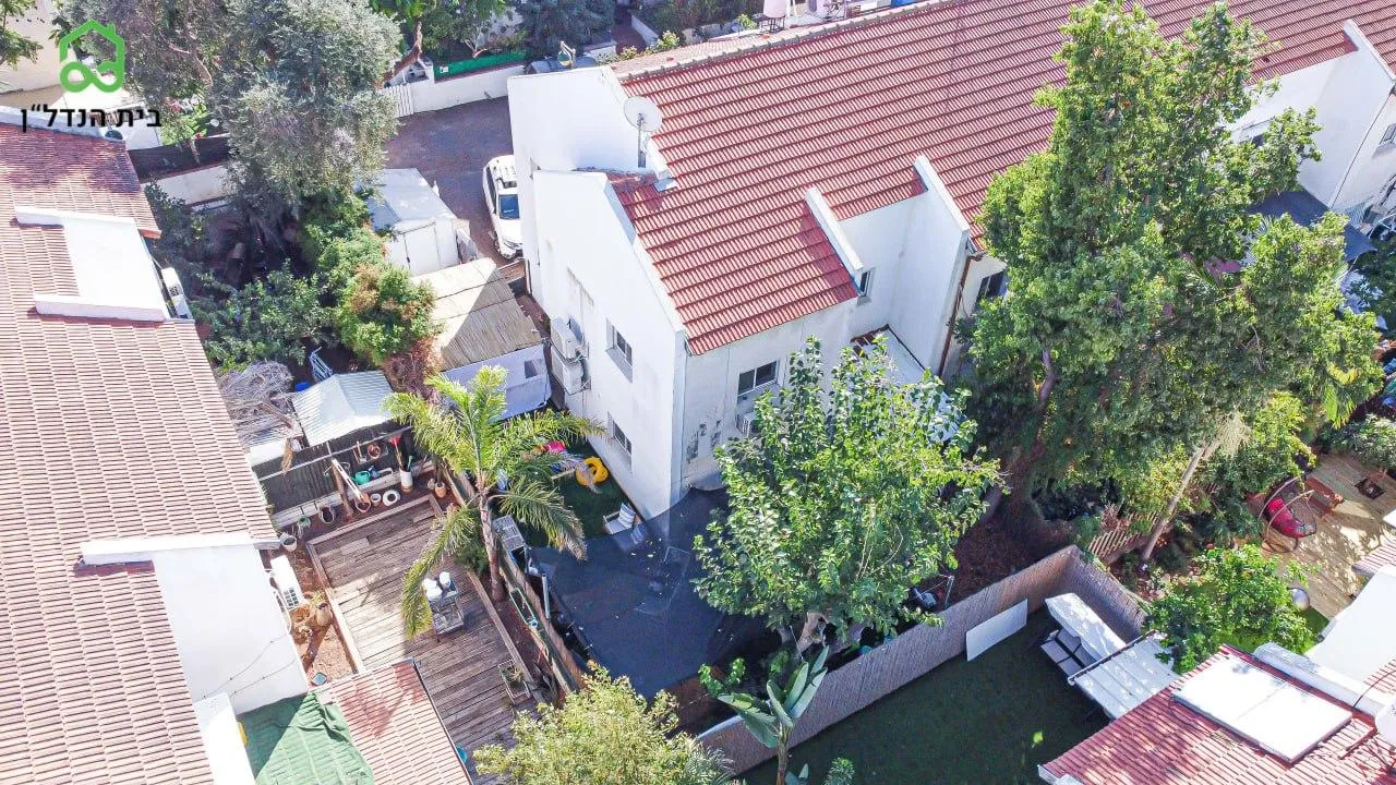 בחריש דירת 5 חדרים בשכונת פרדס חנה