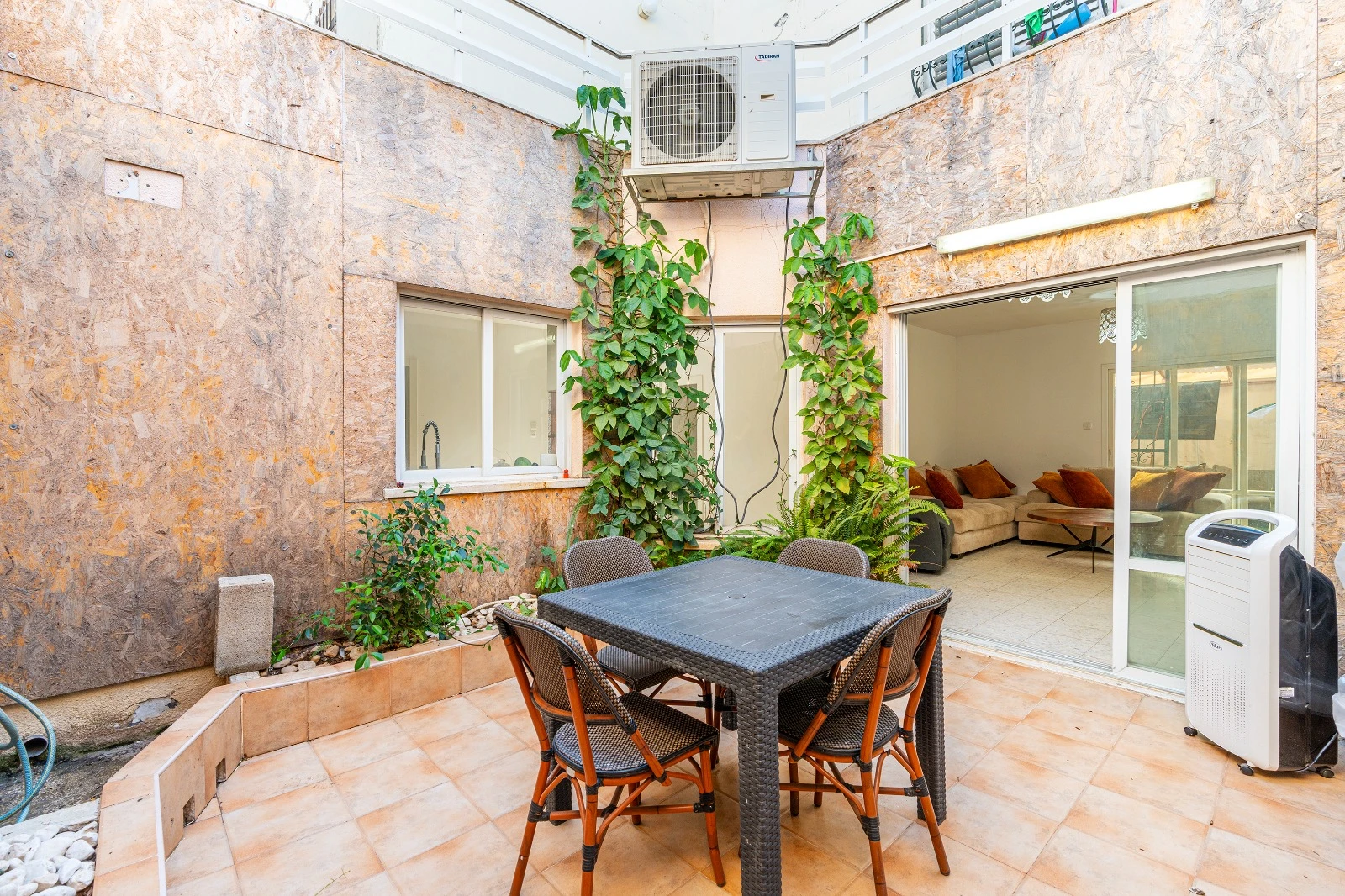 בחריש דירת 5 חדרים בשכונת כרכור