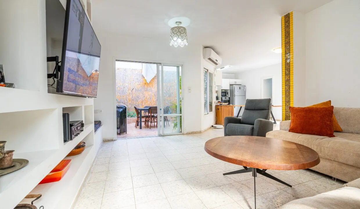 WhatsApp Image 2024-08-20 at 20.42.18 (2)