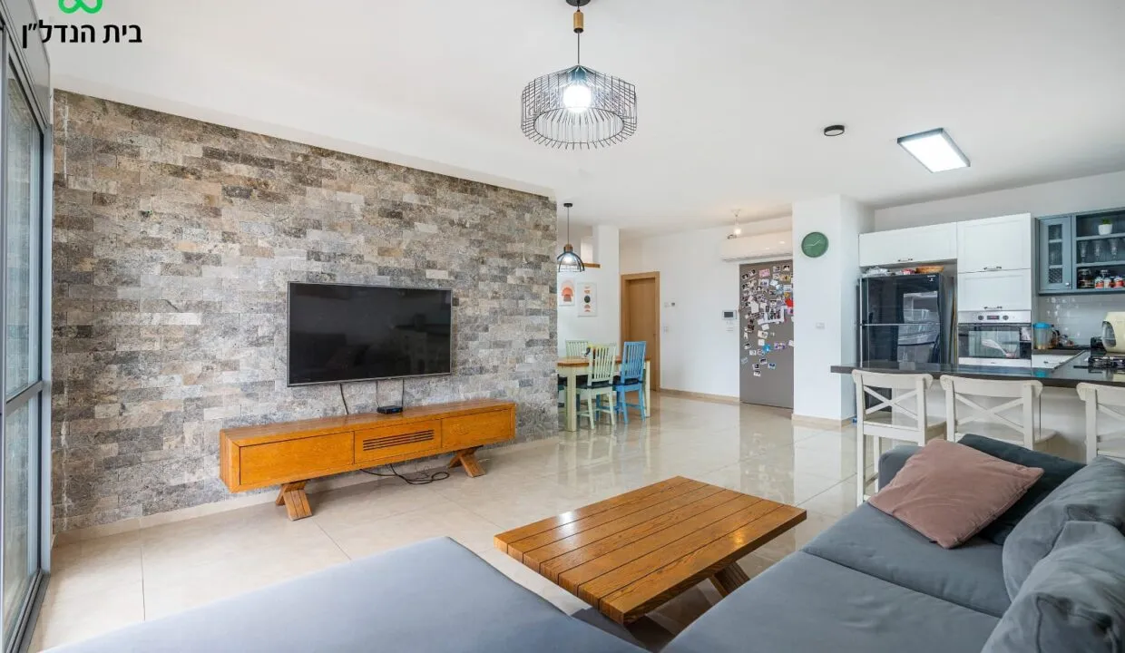 WhatsApp Image 2026-02-24 at 08.14.34 (2)