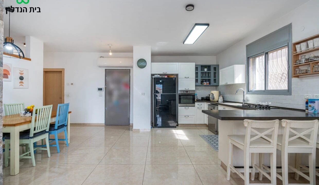 WhatsApp Image 2026-02-24 at 08.14.35 (2)